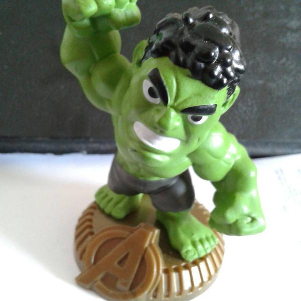 boneco marvel hulk