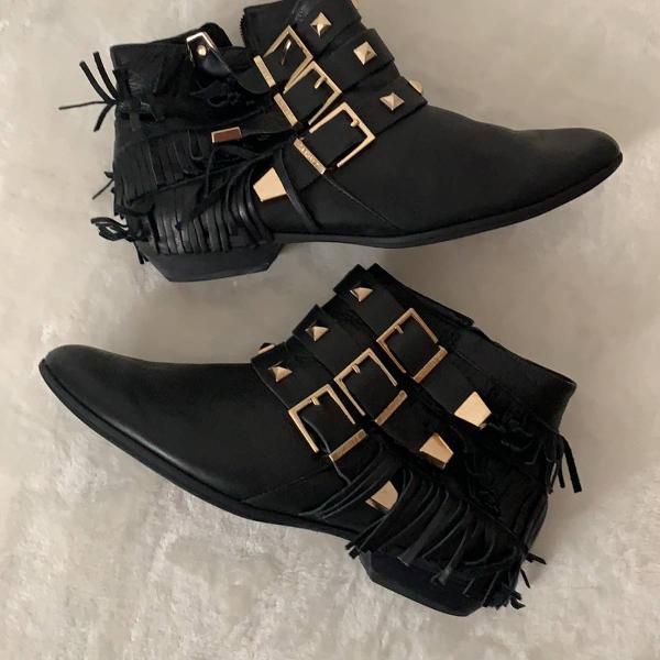 bota schutz nova sem salto