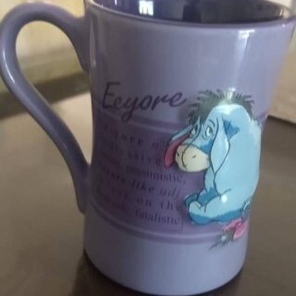 caneca eyore