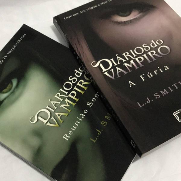 kit 2 livros diários do vampiro - reunião sombria a fúria