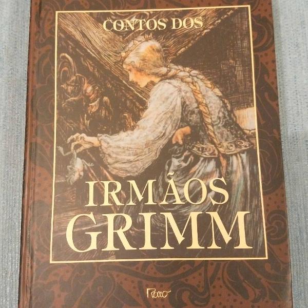 livro Contos dos Irmãos Grimm ( Dra Clarissa Pinkola