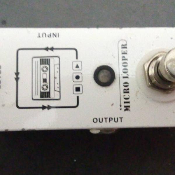 pedal micro looper c/ fonte + extensão p/ 4 pedais