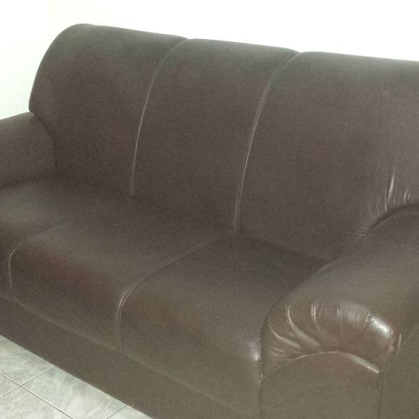 sofá em courino marrom