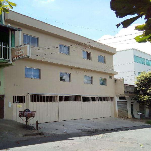 Apartamento, Santa Helena (barreiro), 1 Quarto, 1 Vaga