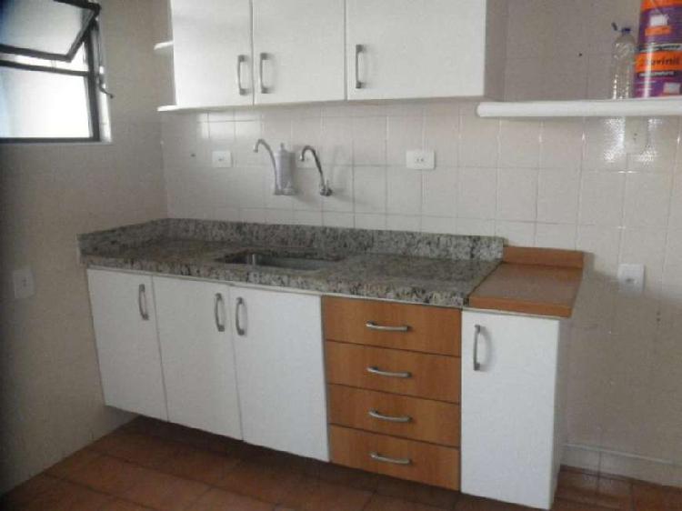 Apartamento com 1 Quarto para Alugar, 68 m² por R$