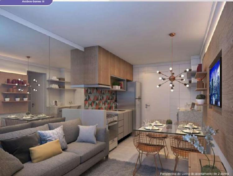 Apartamento com 2 Quartos à Venda, 33 m² por R$ 145.900