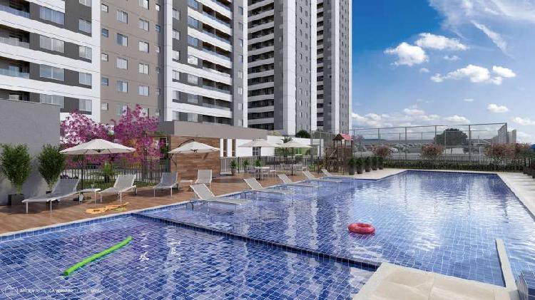 Apartamento com 2 Quartos à Venda, 50 m² por R$ 203.900