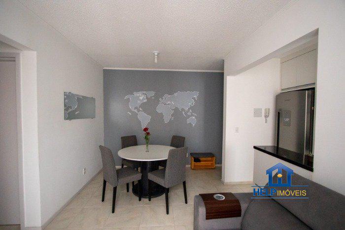 Apartamento com 2 Quartos à Venda, 52 m² por R$ 135.000