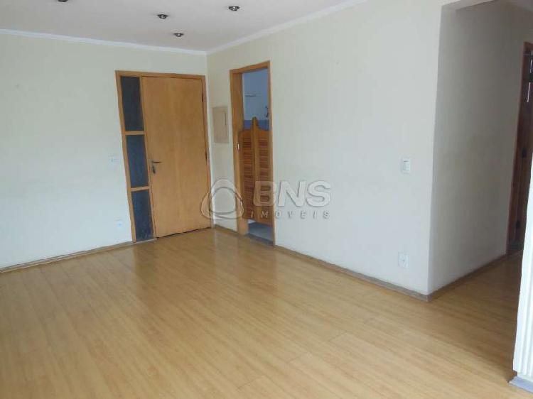 Apartamento com 2 Quartos à Venda, 60 m² por R$ 300.000