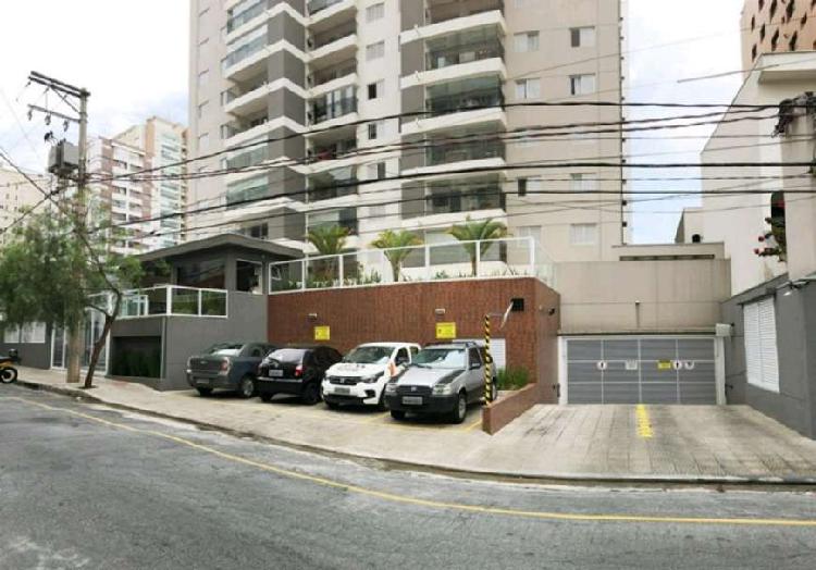 Apartamento com 2 Quartos à Venda, 67 m² por R$ 460.000