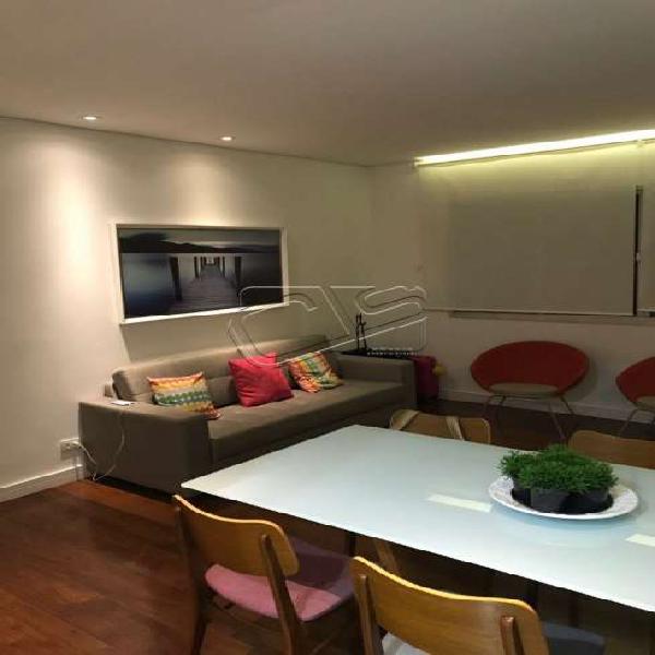 Apartamento com 3 Quartos à Venda, 126 m² por R$ 785.000