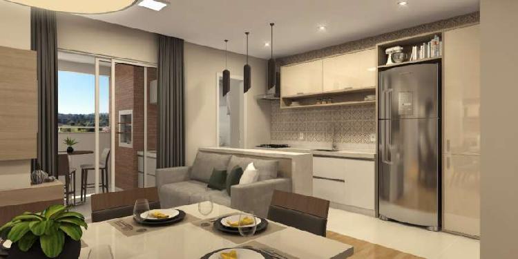 Apartamento com 3 Quartos à Venda, 77 m² por R$ 399.000