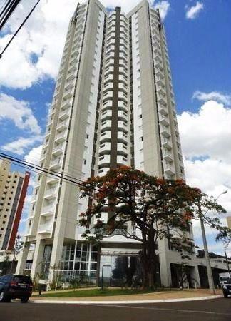 Apartamento com 3 Quartos à Venda, 82 m² por R$ 450.000