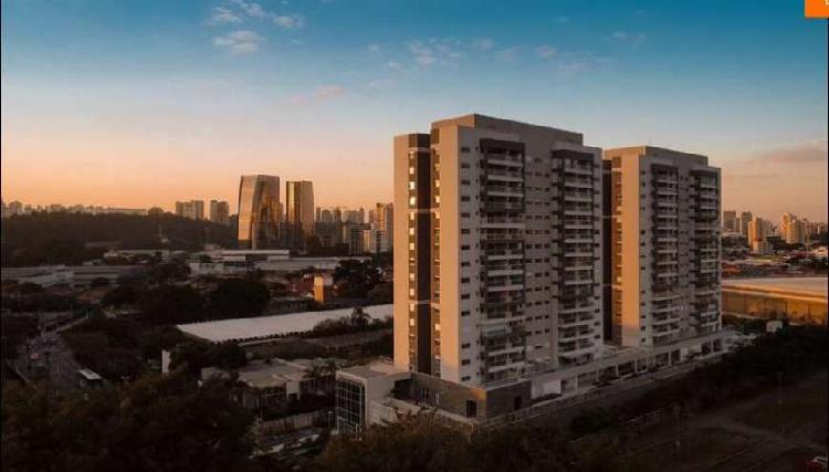 Apartamento com 3 Quartos à Venda, 92 m² por R$ 640.000