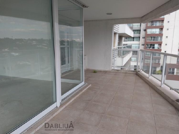 Apartamento com 4 Quartos à Venda, 219 m² por R$ 2.099.000