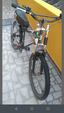 Bicicleta aro 24, Amortecedor 2 andares e banco de Mobilete