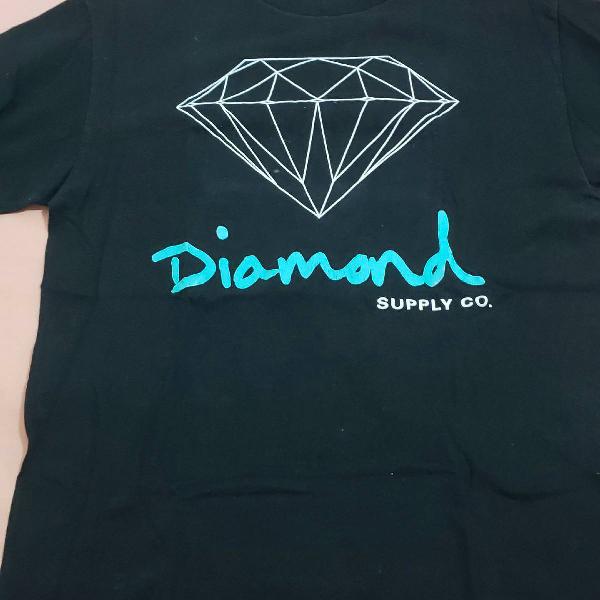 Camiseta Preta Diamond