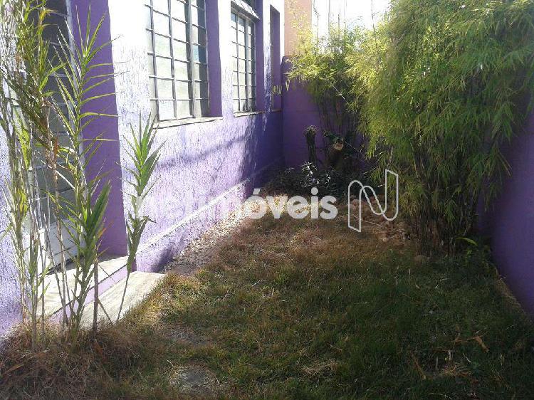 Casa Comercial, Floresta, 4 Quartos, 2 Vagas