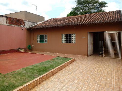 Casa residencial para à venda na Rua Nossa Senhora de