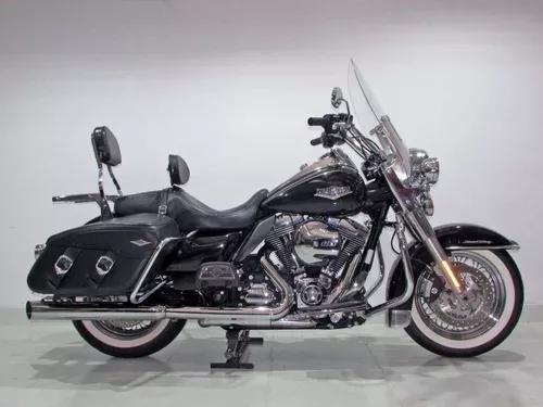 Harley Davidson - Road King Classic - 2016 Preta