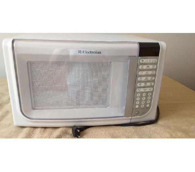 Microondas Electrolux, modelo mef-41, 31 litros, 127 volts,