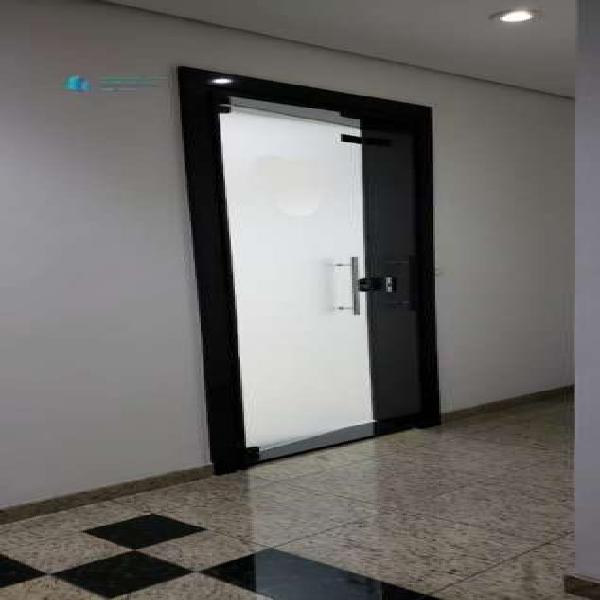 Sala Comercial à Venda, 41 m² por R$ 440.000 COD. 135