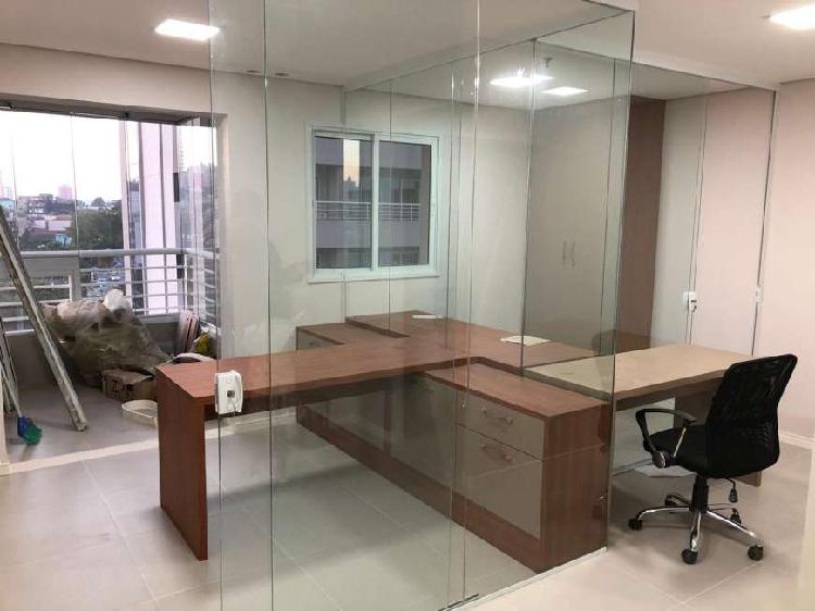 Sala Comercial com 1 Quarto para Alugar, 33 m² por R$