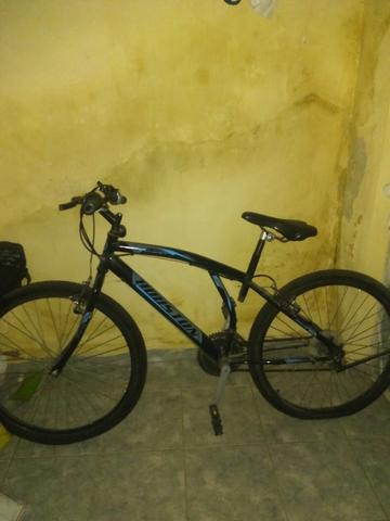 Vendendo bicicleta