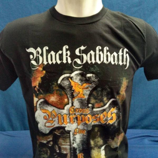 camiseta de rock black sabbath