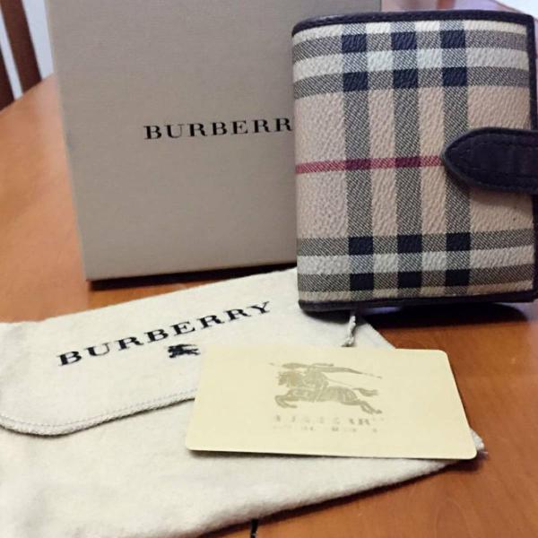 carteira Burberry