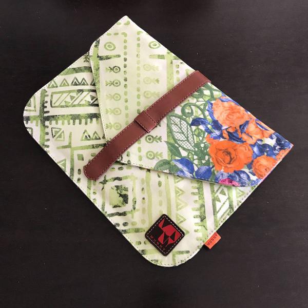 clutch estampada munny