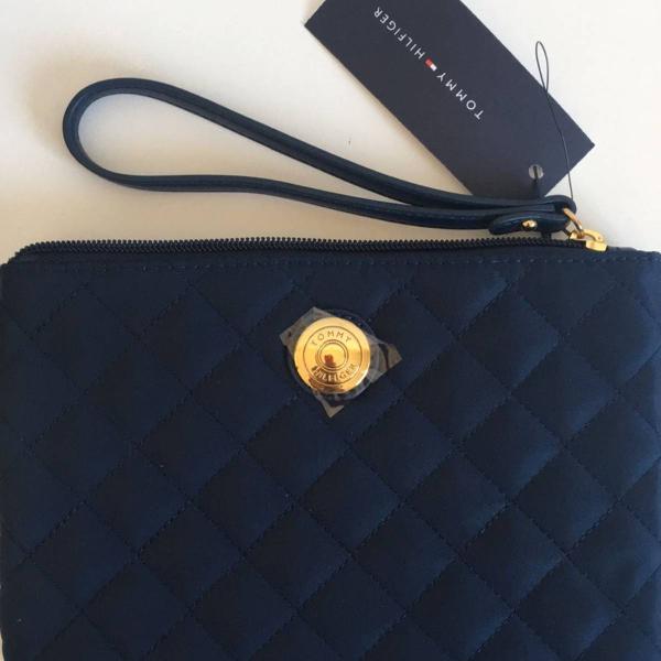 clutch tommy hilfiger