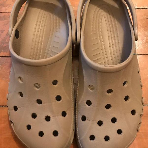 crocs original bege