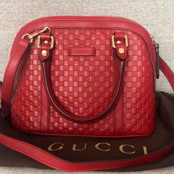 gucci baby nova e sem uso!!!!