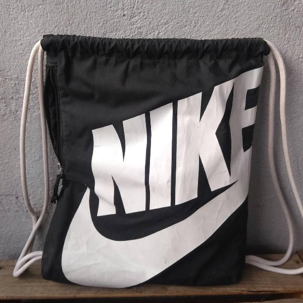 mochila gymsack nike