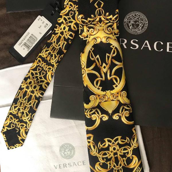 versace original - gravata barroca autêntica, 100% seda.