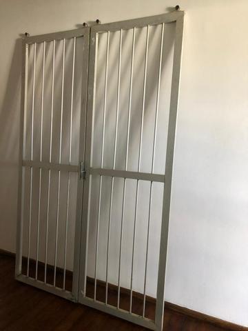 Grade de alumínio