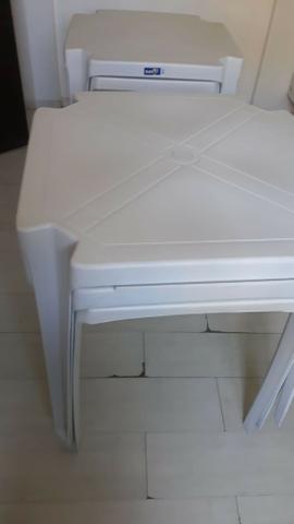 Mesa Quadrada branca
