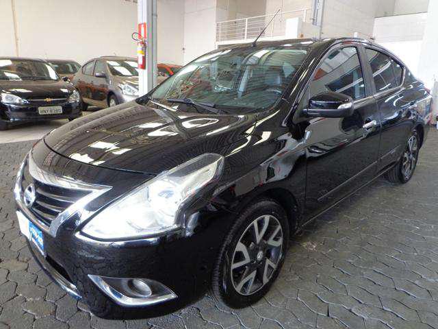 Nissan Versa Unique 1.6 16v Flexstart 4p Aut.