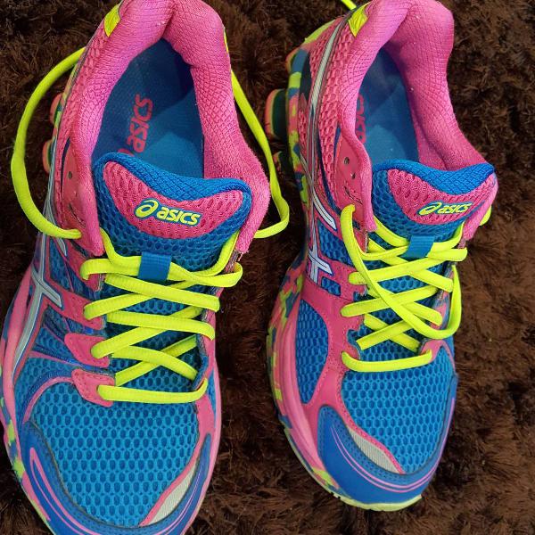 asics feminino 37