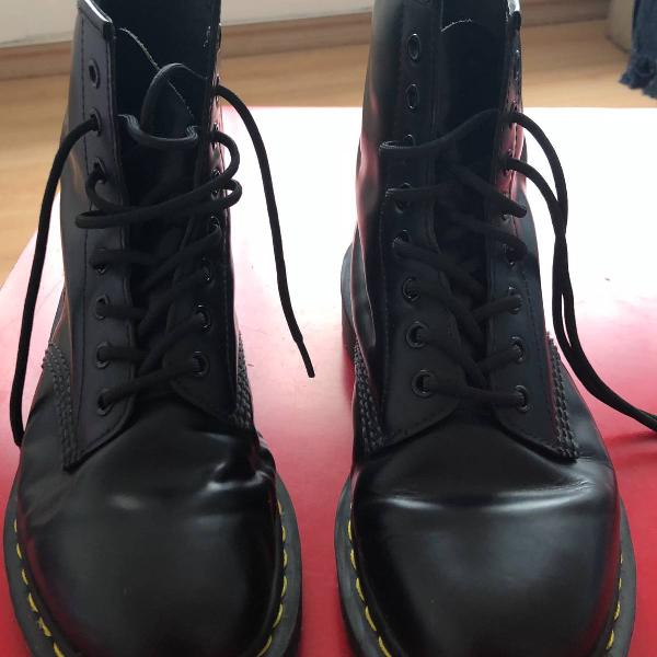 bota feminina dr martens