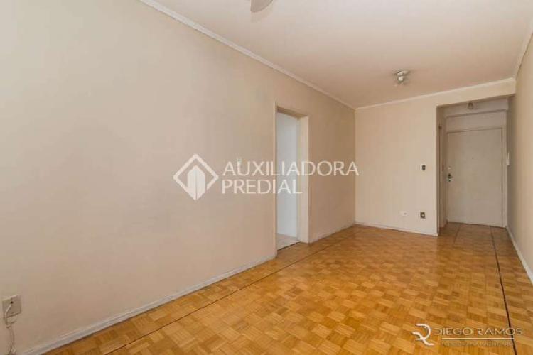 Apartamento com 1 Quarto para Alugar, 31 m² por R$