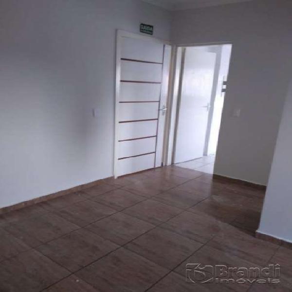 Apartamento com 1 Quarto para Alugar, 32 m² por R$