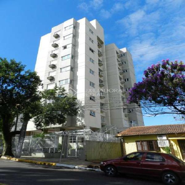 Apartamento com 1 Quarto para Alugar, 51 m² por R$ 600/Mês