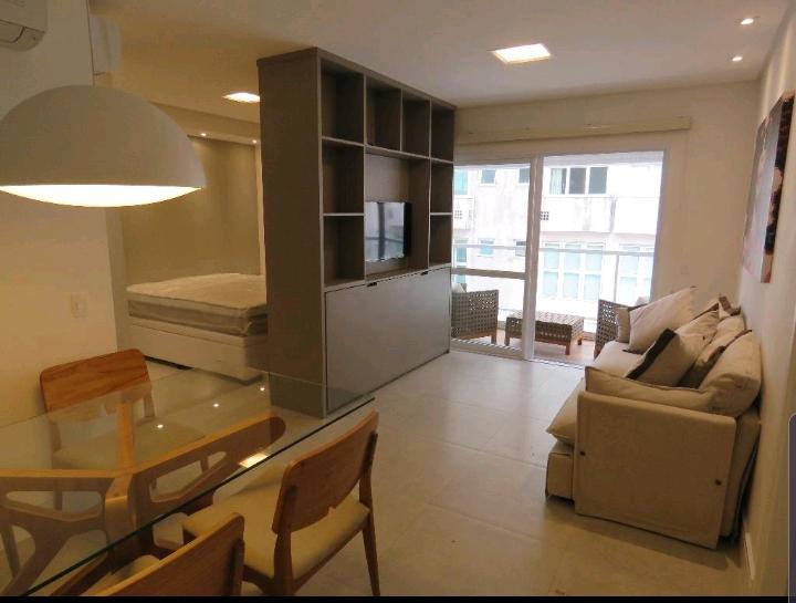 Apartamento com 1 Quarto para Alugar, 57 m² por R$