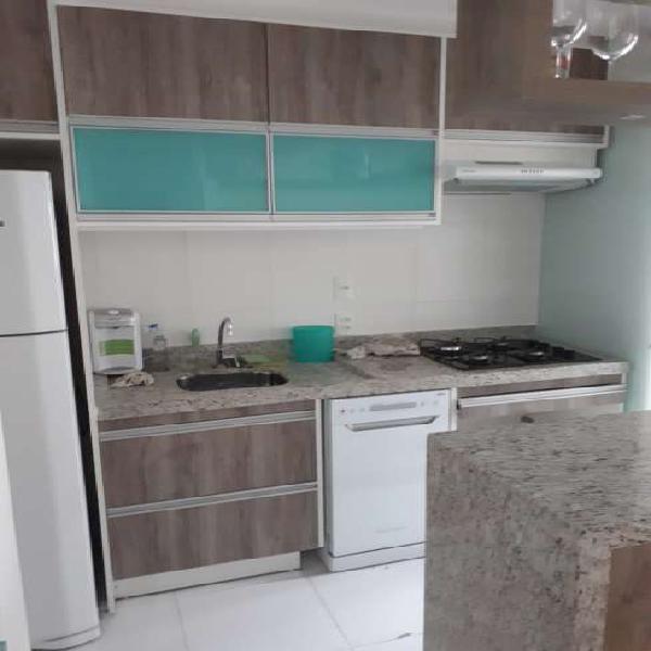 Apartamento com 2 Quartos à Venda, 51 m² por R$ 373.000