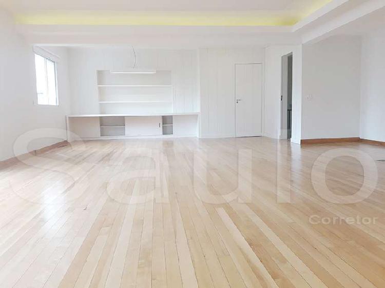 Apartamento com 2 Quartos para Alugar, 150 m² por R$