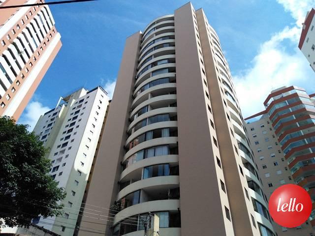 Apartamento com 3 Quartos para Alugar, 80 m² por R$