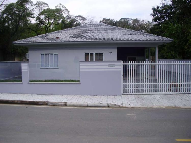 Casa com 2 Quartos para Alugar, 91 m² por R$ 1.200/Mês