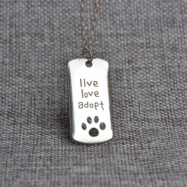 Colar Love Pet Marcas De Pata Viver Amar Adotar Patinhas Pet